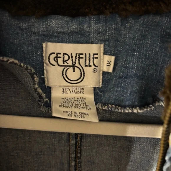 Vintage Denim Zip Jacket with Faux Fur - Picture 3 of 4